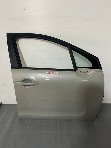 Porta anteriore destra - anteriore,