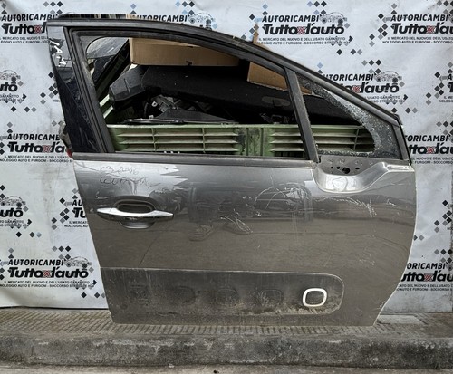 Porta anteriore destra - anteriore,
